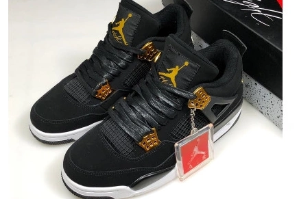 “ROYALTY” MENS JORDAN METALLIC GOLD-WHITE AIR 4 BLACK 1113